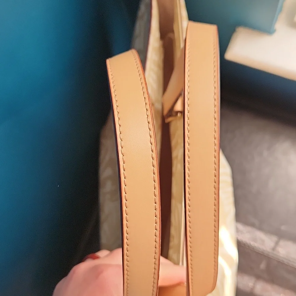 Kate Spade Jules Grant Street Tote Bag - Picture 11 of 11